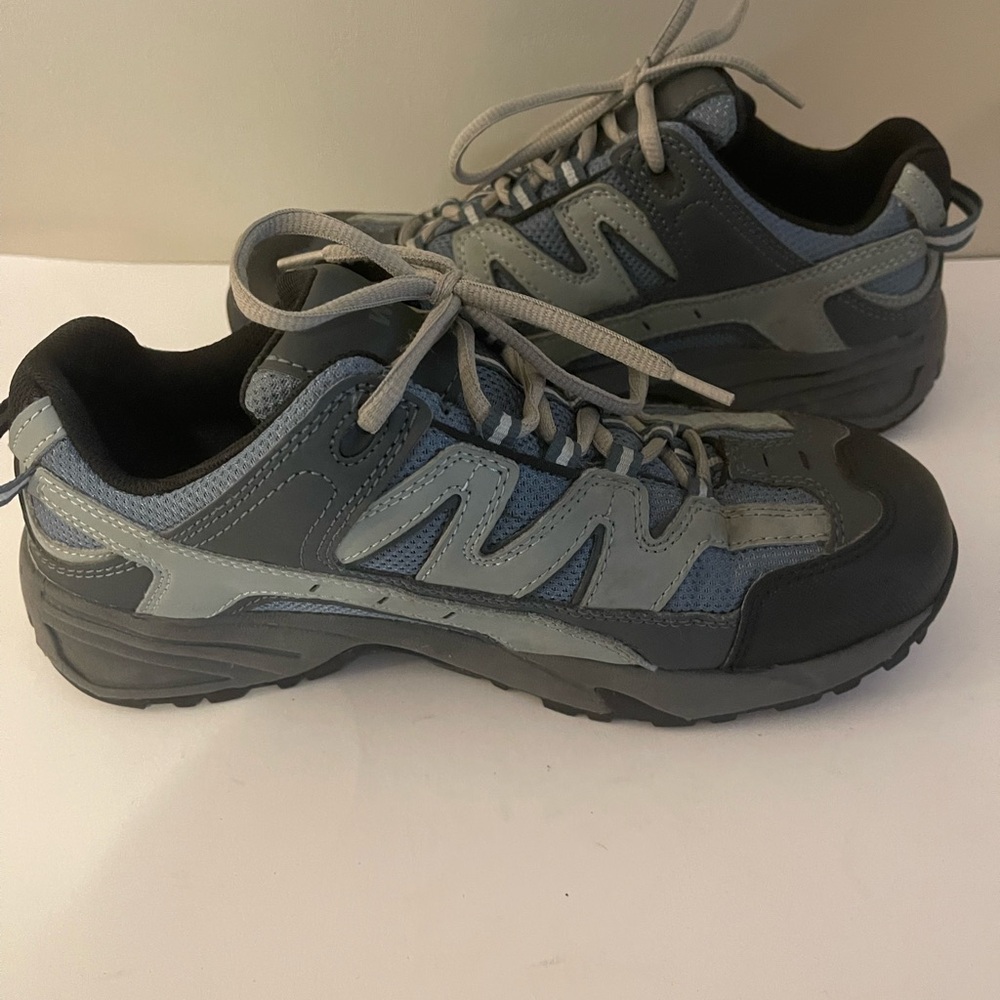 Works by Red Wings Composite Toe Work Sneaker Womans Size 9W Gray